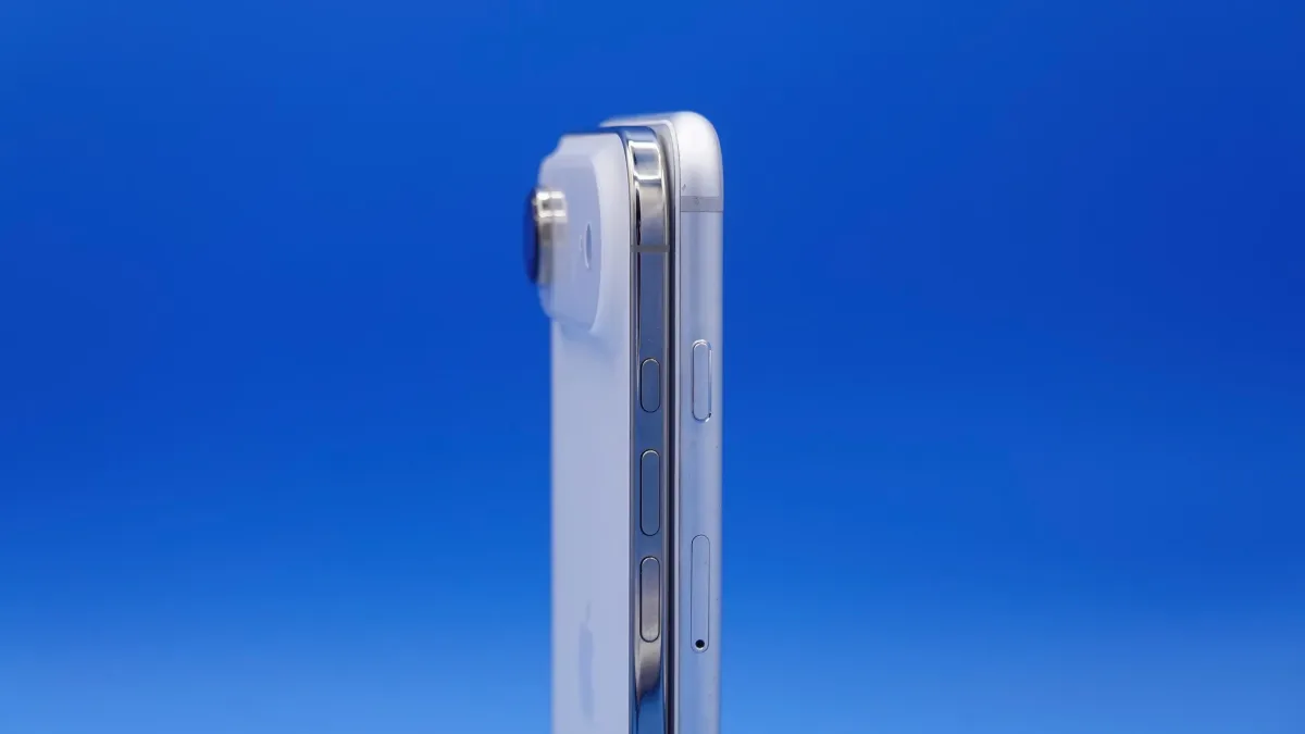 تصویر تعویق آیفون ایر ۲ در کستل‌پی‌سی